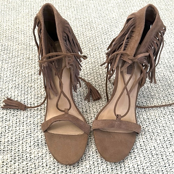 FOREVER 21 Fringe Taupe T strap heels size 7 - Picture 6 of 10